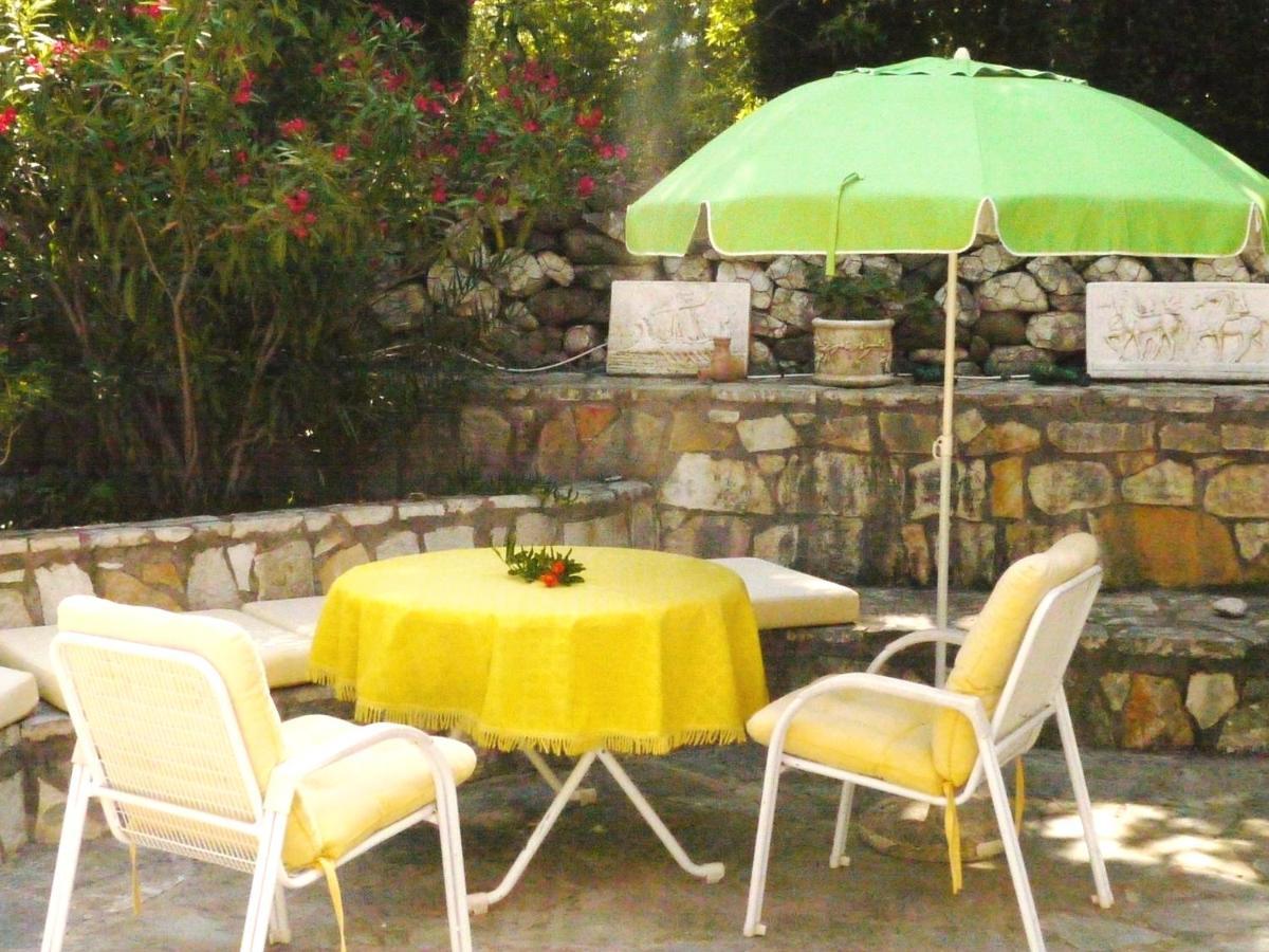 Steinturm Mit Dach-Terrasse Zwischen Fluss, Meer Und Gebirge- Spiti Pirgos Paralia Sergoulas 外观 照片
