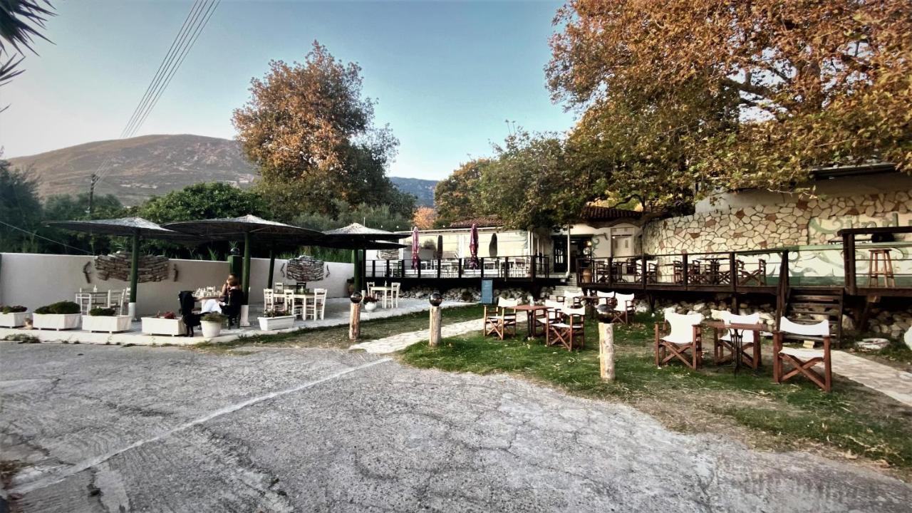 Steinturm Mit Dach-Terrasse Zwischen Fluss, Meer Und Gebirge- Spiti Pirgos Paralia Sergoulas 外观 照片